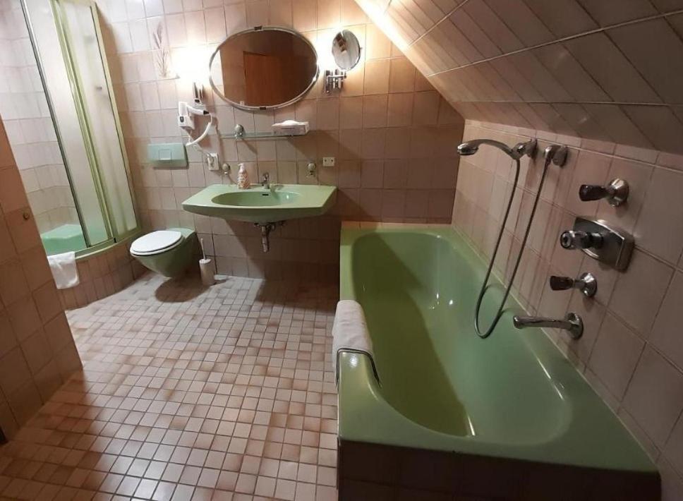 Jasmin Dog Friendly Pension With Shared Kitchen And Hearty Breakfast In The Center Murau Buitenkant foto