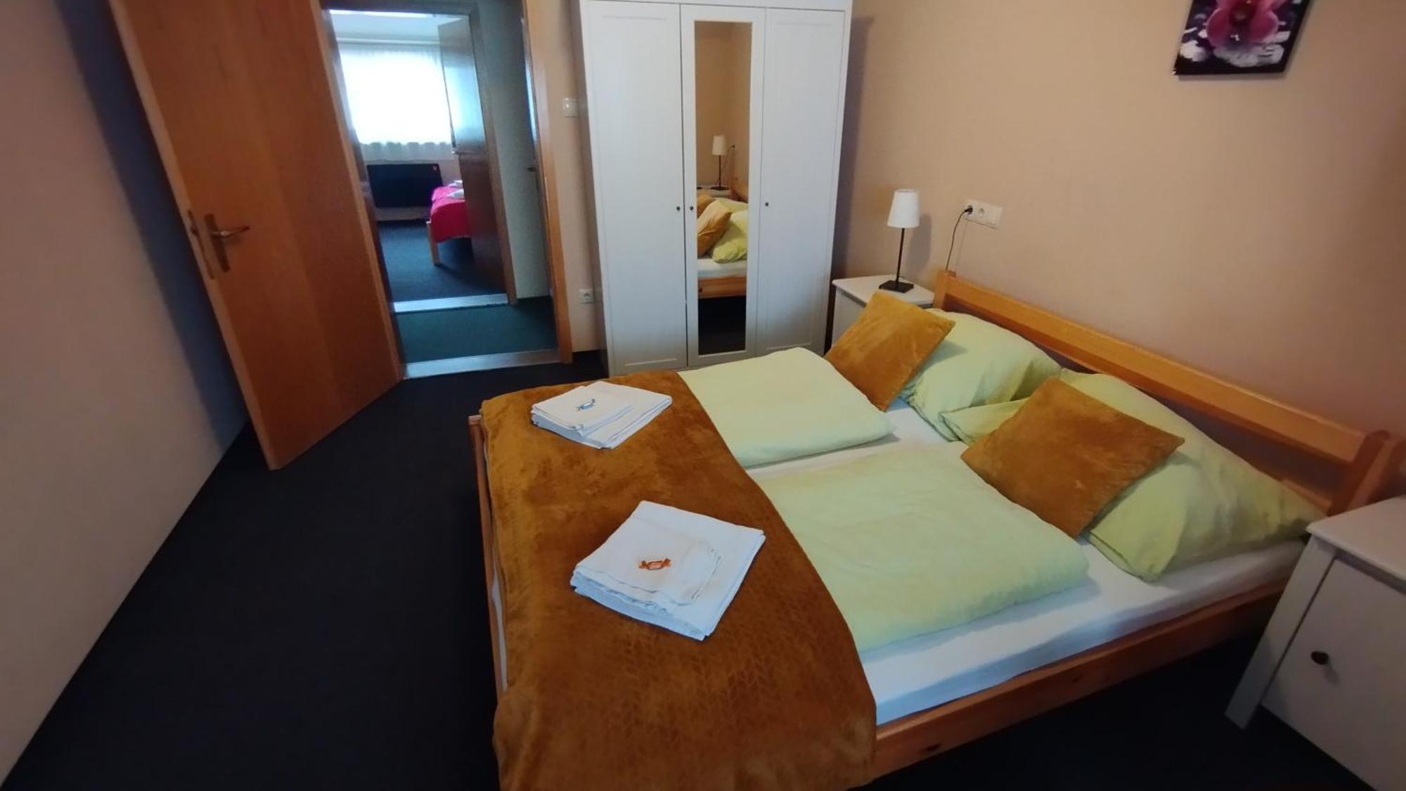 Jasmin Dog Friendly Pension With Shared Kitchen And Hearty Breakfast In The Center Murau Buitenkant foto